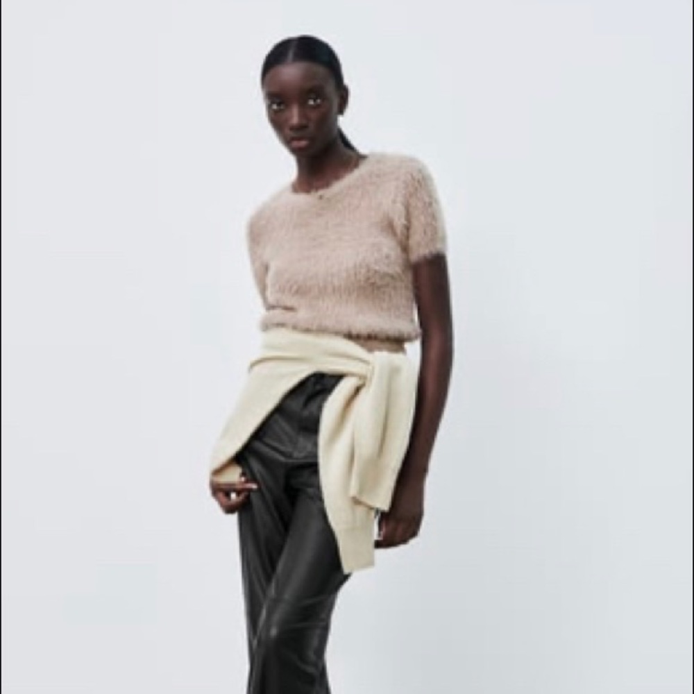 Zara faux fur crop top